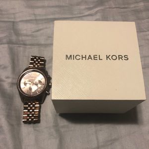 Michael Kors Chronograph Rose Gold Tone Quartz